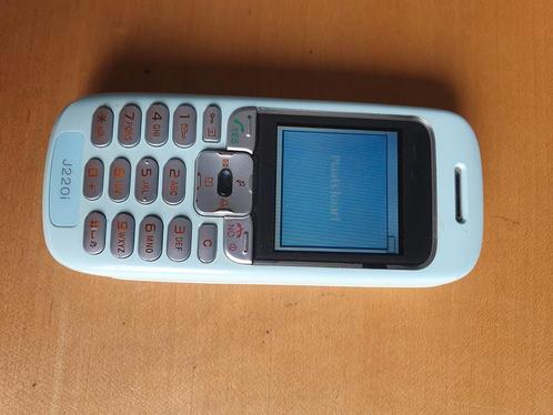 Sony Ericsson J220i