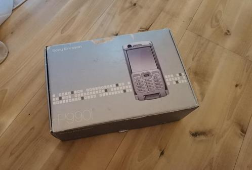 Sony Ericsson P990i