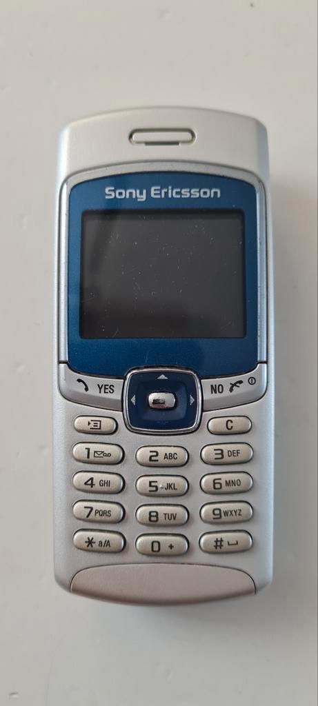 Sony Ericsson T230