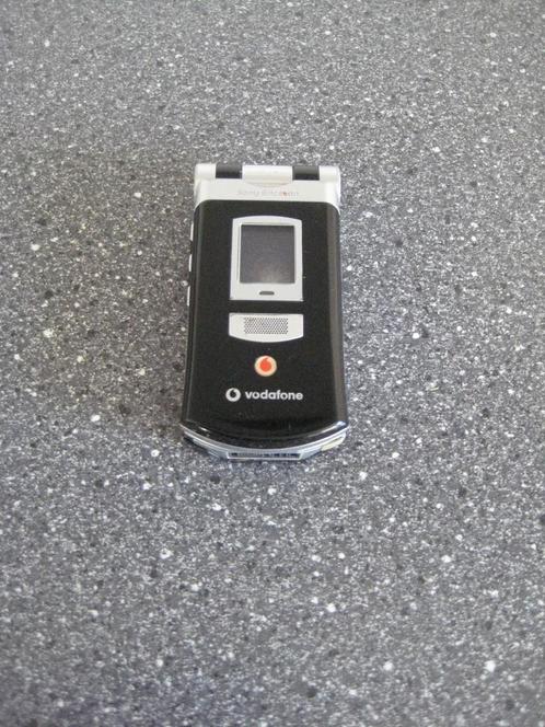Sony Ericsson vintage klaptelefoon.