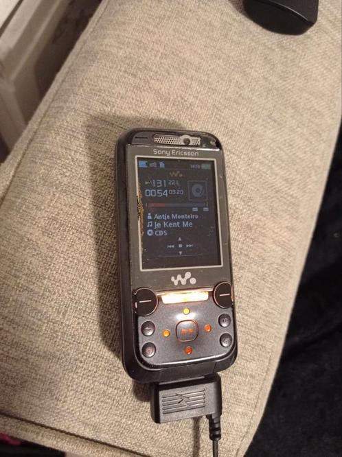 Sony Ericsson Walkman phone w850i