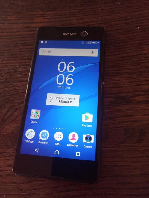 Sony Ericsson xperia m5 in goede staat