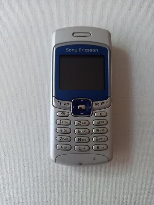 Sony Ericsson zilver