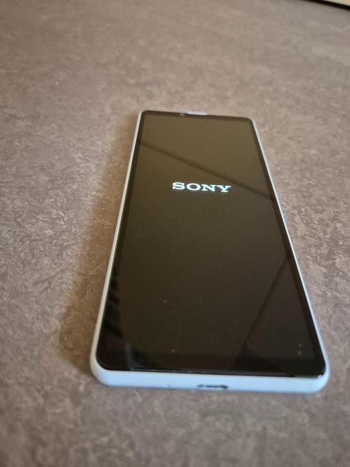 Sony Experia 10 III wit XQ-BT52 128GB met origineel hoesje