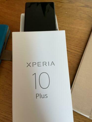 Sony experia 10 plus