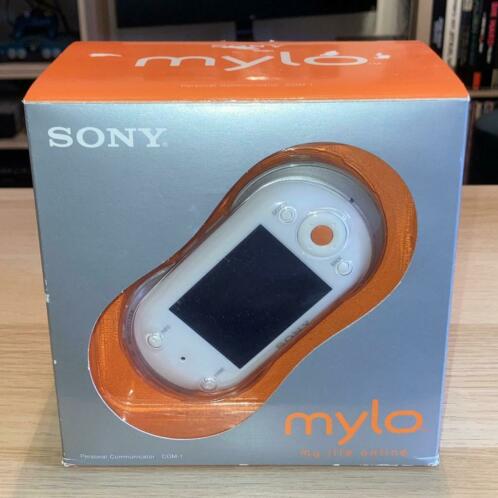 Sony Mylo COM-1 internet communicator  media speler