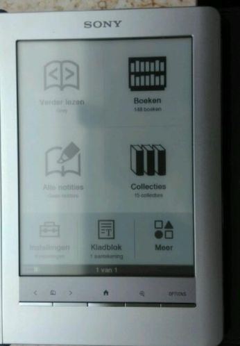 Sony prs 600 ereader met bookcover en 148 boeken.
