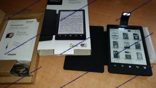Sony PRS-T3 E-reader, wifi, LED-cover, adapter  1262 boeken