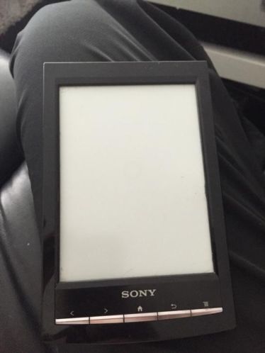 Sony reader prs-t1 