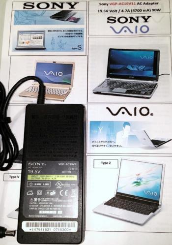 Sony Vaio VGP-AC19V11 19.5V 4.70A 90W VGP-AC19V10 19.5 Volt