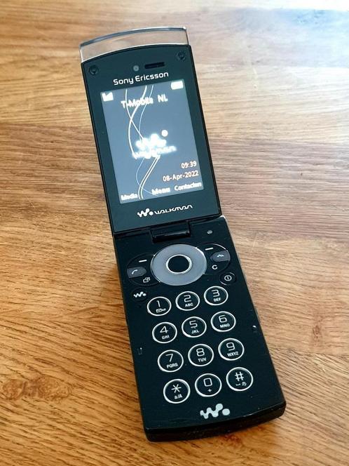 Sony walkman mobiele clamshell klaptelefoon gsm
