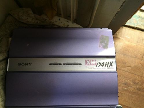 Sony XM 754  4-kanaals versterker