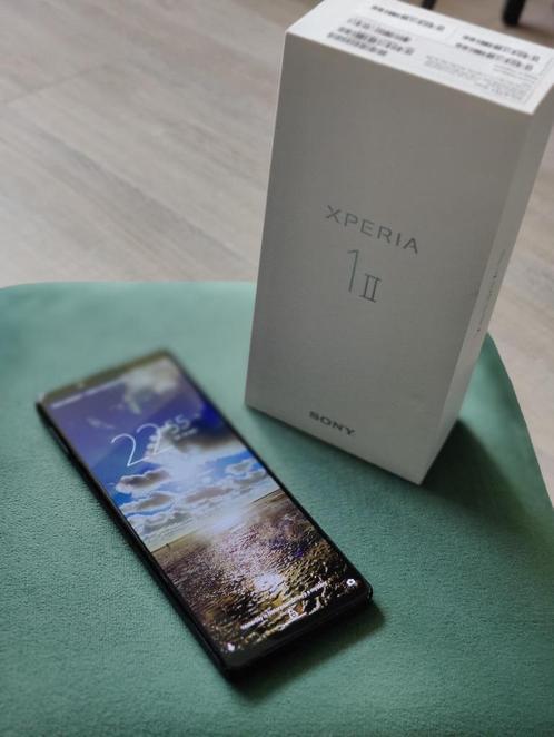 Sony Xperia 1 ii  256GB (inclusief 3 hoesjes)