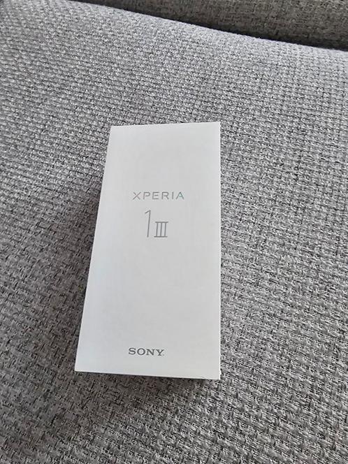 Sony Xperia 1 III inclusief hoesje.