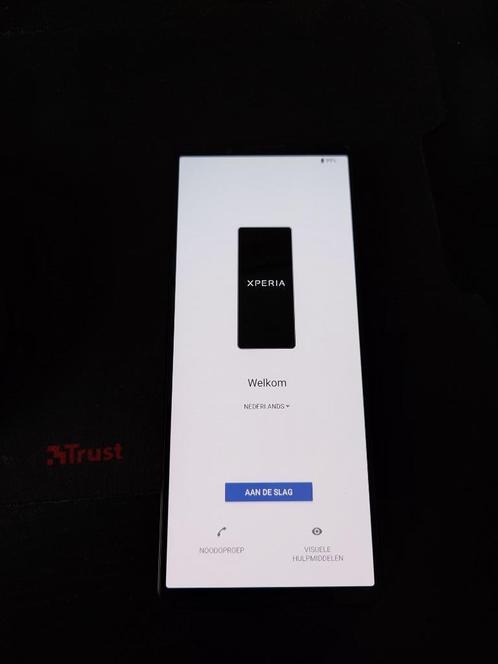 Sony Xperia 1 IV - ALS NIEUW - Hoesje - Screenprotector