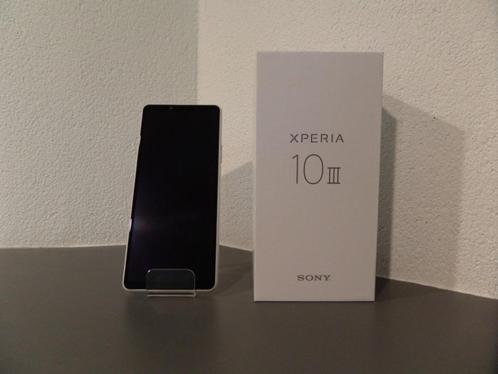 Sony Xperia 10 III wit Smartphone inclusief hoesje en doos