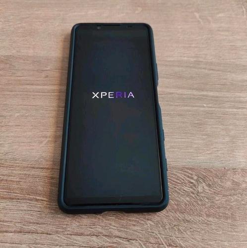 Sony Xperia 5 II met Spigen hoesje en glazen screenprotector