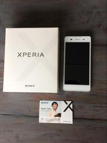 Sony xperia E5 ( als nieuw )