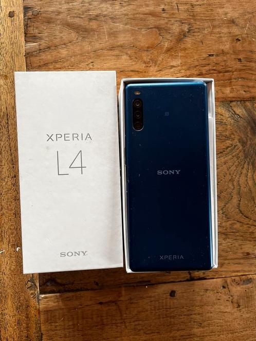 Sony xperia L4 blue