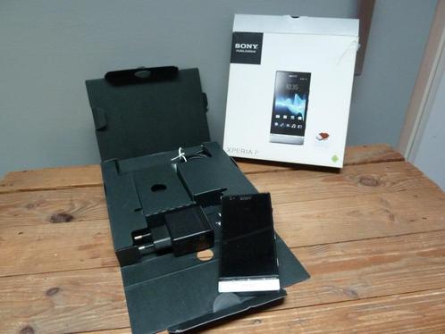 Sony Xperia P   LT 22i Silver