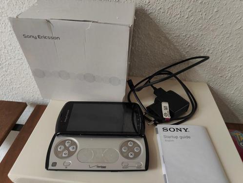 Sony Xperia Play PSP Playstation R800i