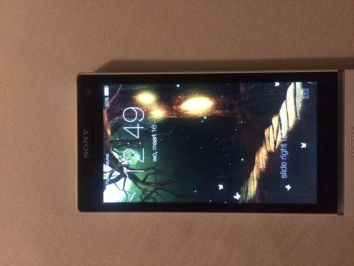 sony Xperia S wit 36mnd oud in goede staat