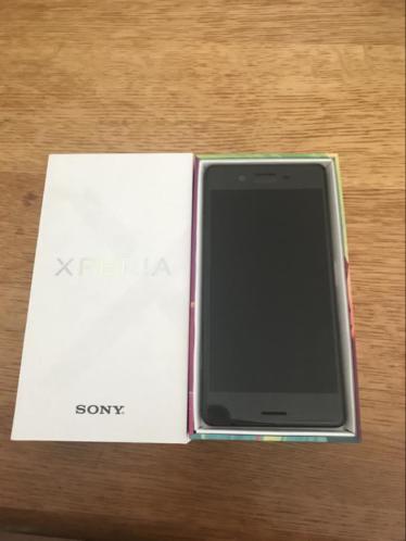 Sony Xperia X