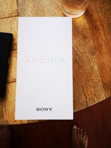 Sony xperia x compact