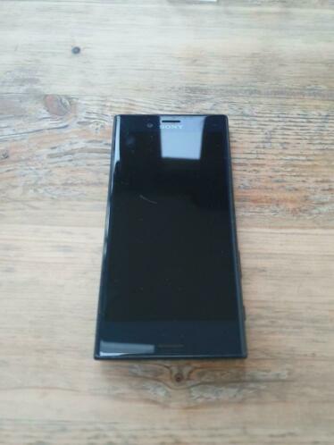 Sony Xperia X compact met kapotte simkaart lezer