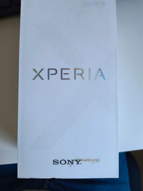 Sony Xperia XZ (F8331 Platinum)
