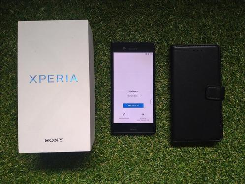 Sony Xperia XZ1 met doos en hoesje