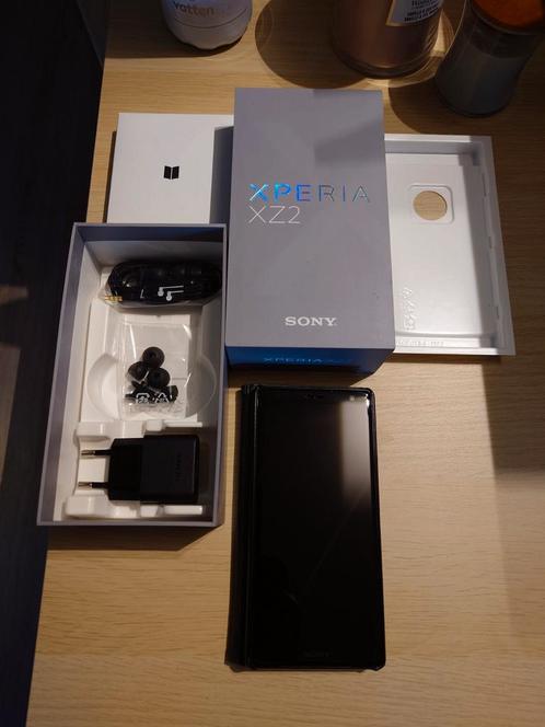 Sony Xperia XZ2 64GB H8216 met accessoires.