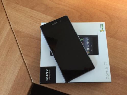 Sony Xperia z1 met brodit autohouder incl doos en toebehoren