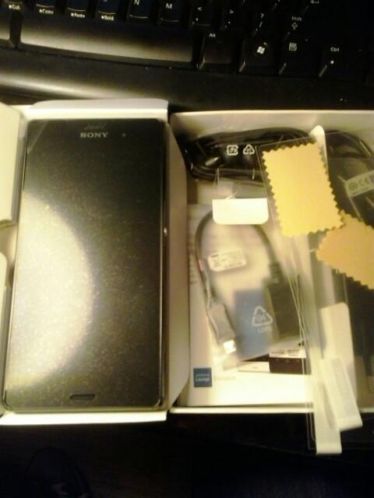 SONY XPERIA Z3 16GB black, gloednieuw  ongebruikt met bon