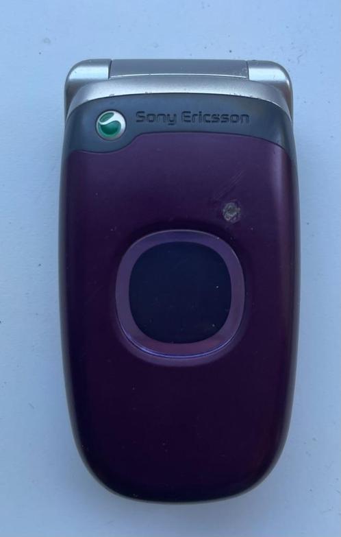Sony Z300 GSM clamshell telefoon