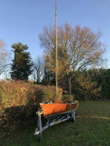 Spanker zeilboot inclusief Pega trailer.