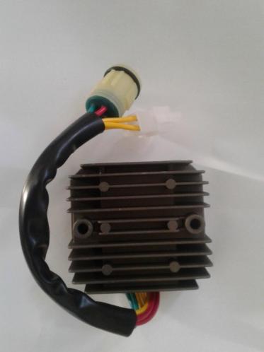 Spanningsregelaar Honda Africa Twin RD07 XRV 750 XRV75