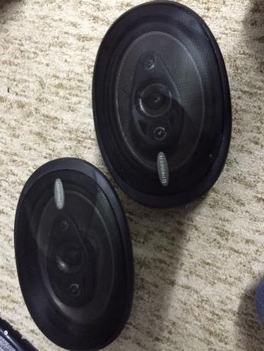 speakers 200 w (voor auto) merk pioneer 