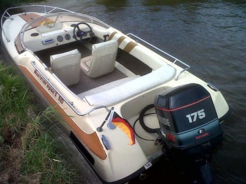 Speedboot ,175 pk evinrude en trailer 