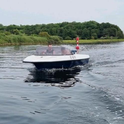 Speedboot 40pk yamaha 2tackt  kanteltrailer