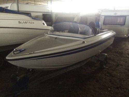 Speedboot 4.80m met 30 Pk Yamaha bb motor 