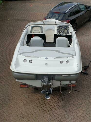 Speedboot Larson 186 SEI 4 cil Volvo Penta aanhanger