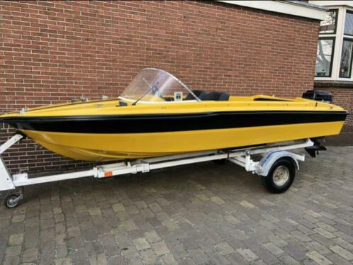 Speedboot met motor en trailer  35 pk mercury tourboot 