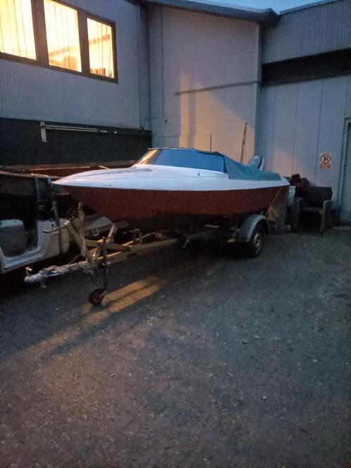 Speedboot opknapper trailer  55pk yamaha met powertrim