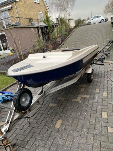 Speedbootje met aluminium trailer