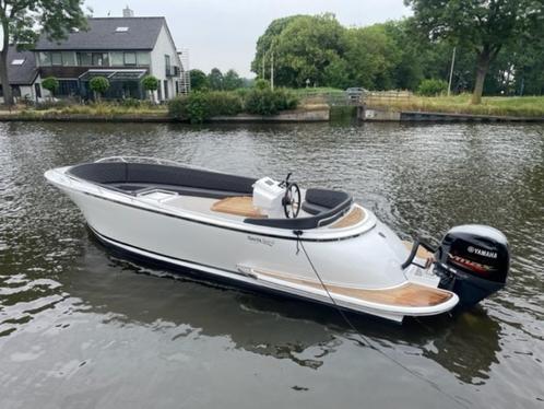 SPIRIT 26 SPORT INCL. F115 VAARKLAAR NIEUWE TENDER