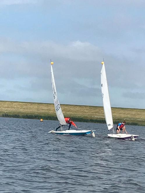 Splash zeilboten (2) met strand- en wegtrailer