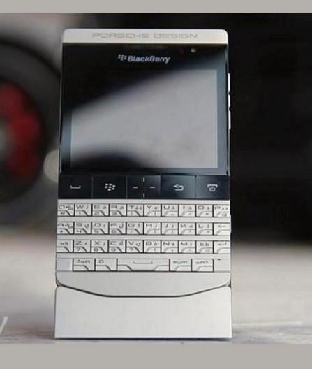 Splinternieuwe Blackberry Porsche Design p9981