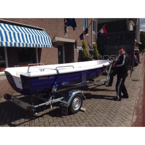 SPOEDVERKOOP boot vissersboot compleet met motor