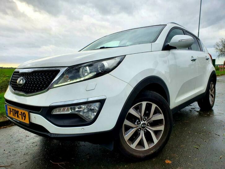 Sportage 1.6 GDI Executive, Panodak, Leder, trekhaak, Camera